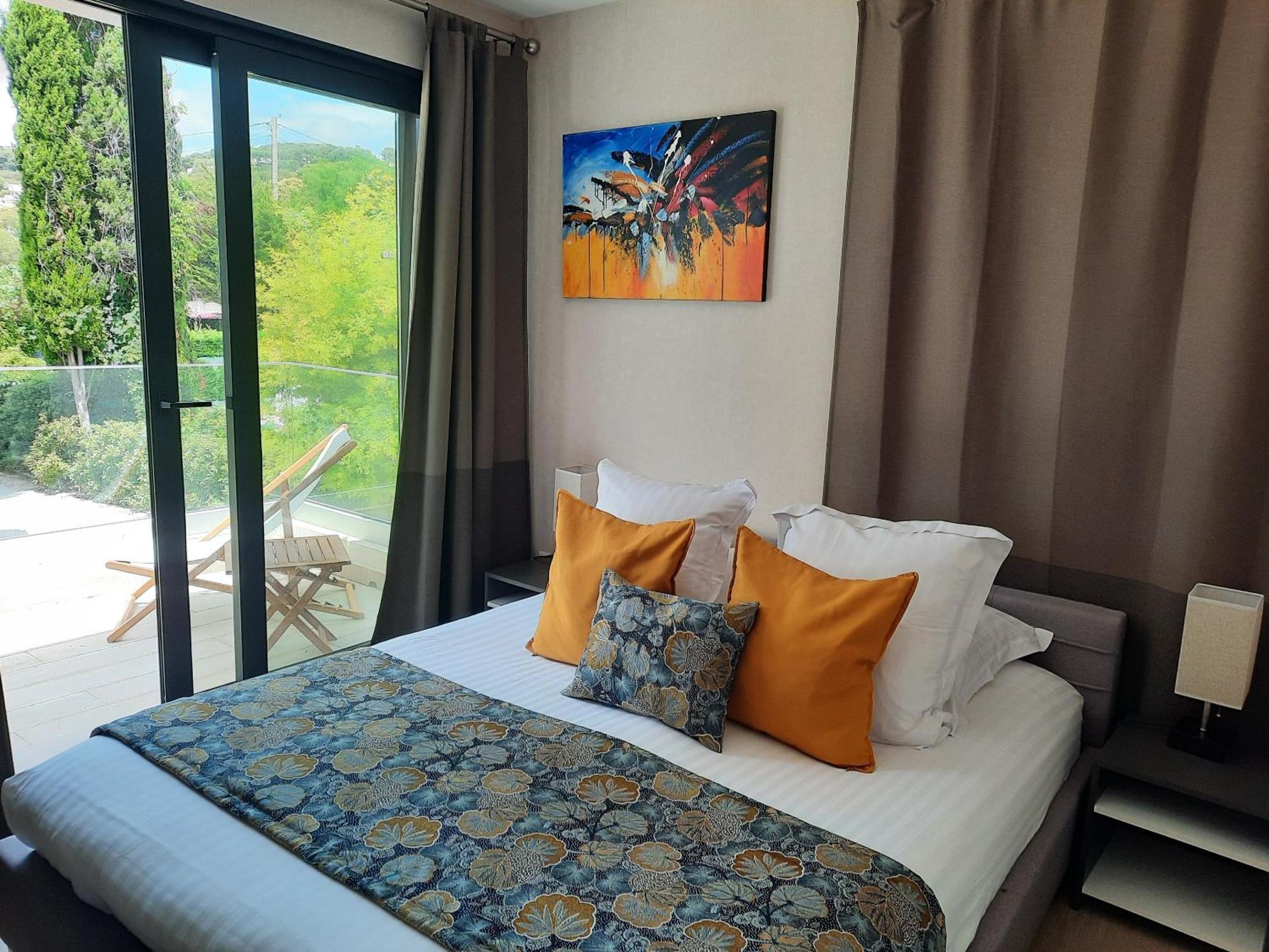 Hpc Suites - Cassis Centre - Parking Gratuit & Piscine Chauffee Pokoj fotografie